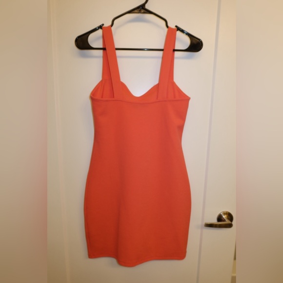 Zara cocktail dress - Picture 2 of 4